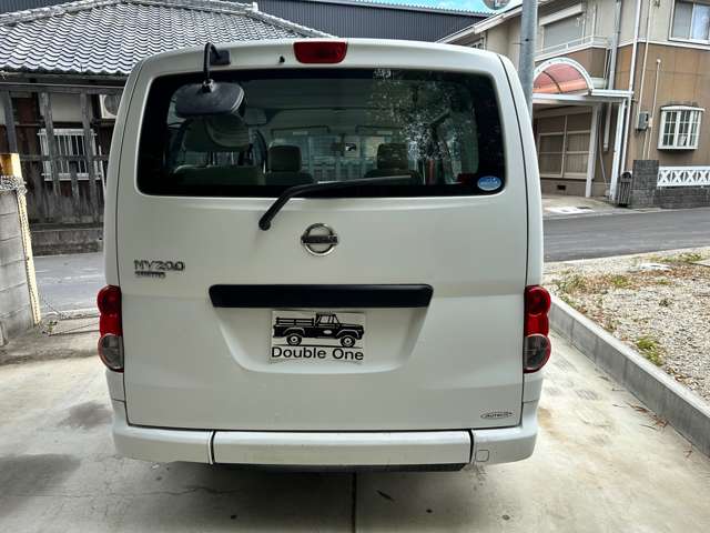 2011 Nissan NV200 Vanette – thumbnail 3