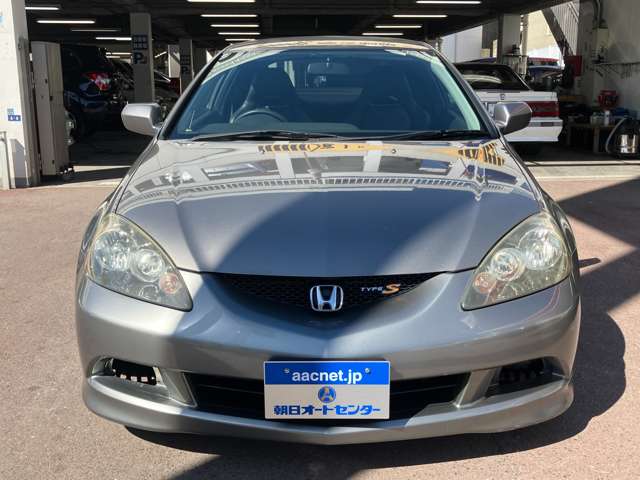 2004 Honda Integra – thumbnail 2
