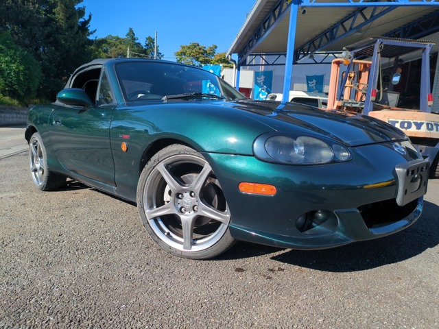 2004 Mazda Roadster