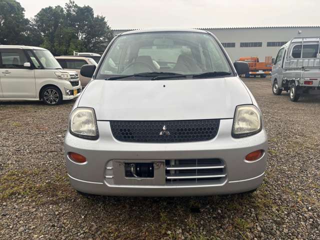 2010 Mitsubishi Minica – thumbnail 3
