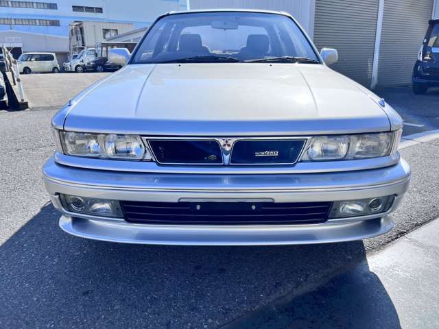 1990 Mitsubishi Galant – thumbnail 3