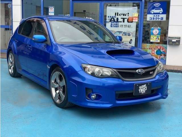 2011 Subaru Impreza Hatchback STI – thumbnail 4