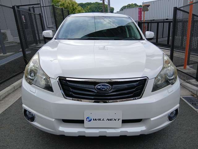 2011 Subaru Legacy Outback – thumbnail 4