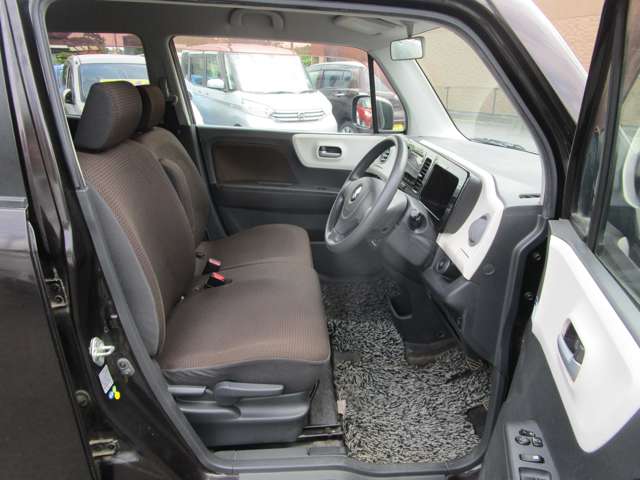 2011 Suzuki MR Wagon – thumbnail 3