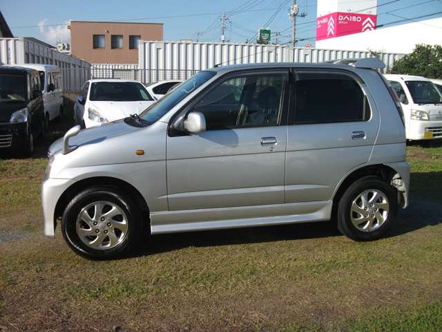 2007 Daihatsu Terios Kid – thumbnail 4