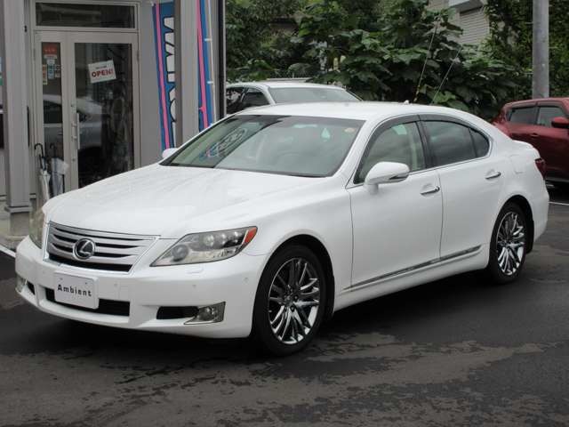 2011 Lexus LS Hybrid