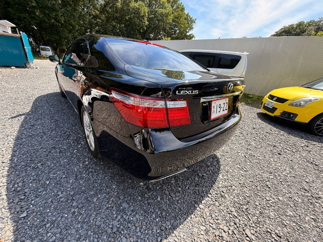 2008 Lexus LS Hybrid – thumbnail 4