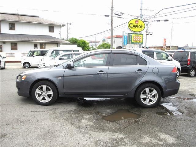 2009 Mitsubishi Galant Fortis – thumbnail 4