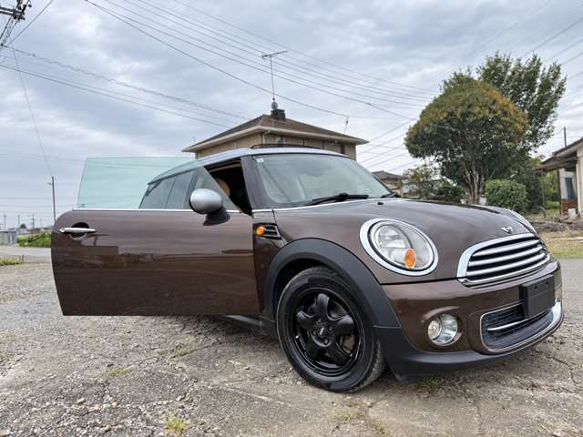 2011 MINI MINI Clubman – thumbnail 4
