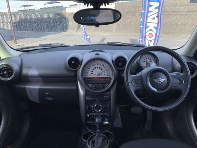 2011 MINI MINI Crossover – thumbnail 3