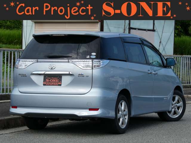 2011 Toyota Estima Hybrid – thumbnail 3