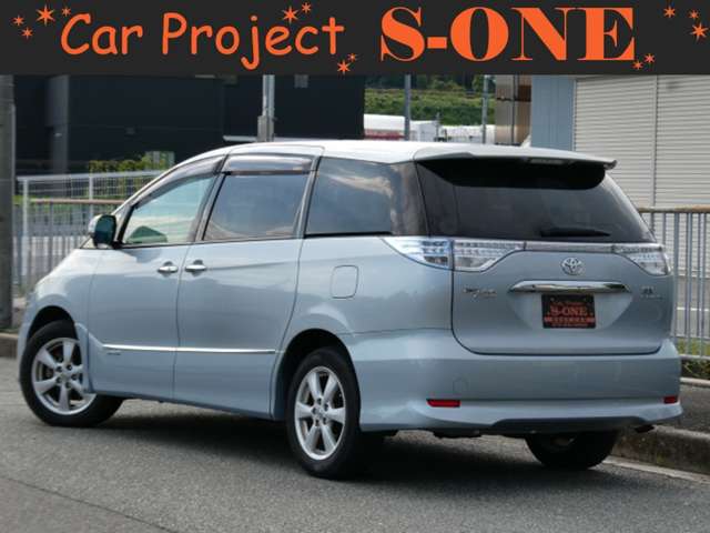2011 Toyota Estima Hybrid – thumbnail 4