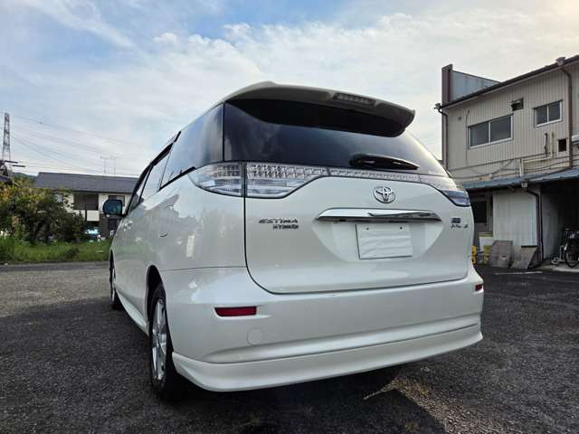2007 Toyota Estima Hybrid – thumbnail 4