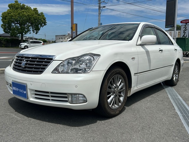 2008 Toyota Crown Royal