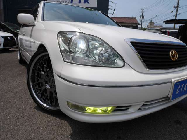 2003 Toyota Celsior – thumbnail 3