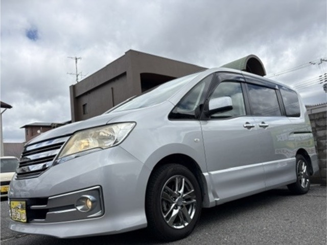 2011 Nissan Serena