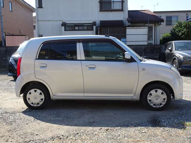 2009 Nissan Pino – thumbnail 4