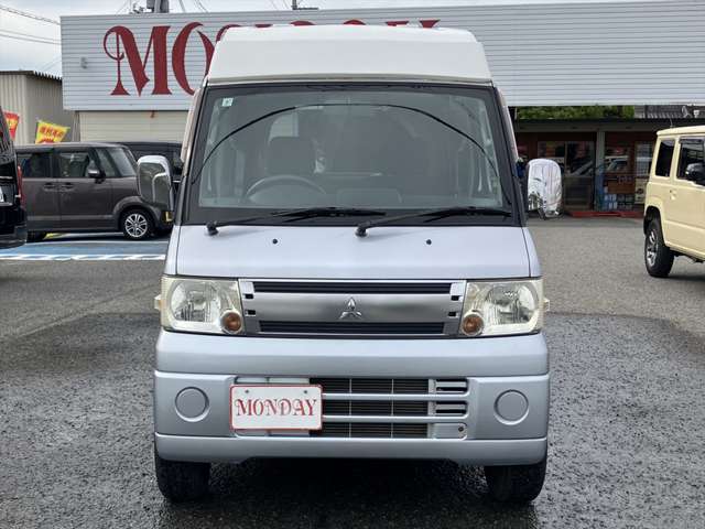 2011 Mitsubishi Town Box – thumbnail 2