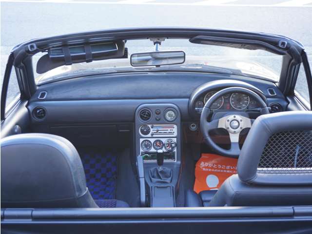 1997 Mazda Roadster – thumbnail 3