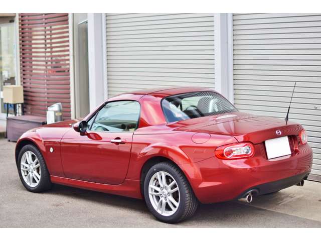 2011 Mazda Roadster – thumbnail 3