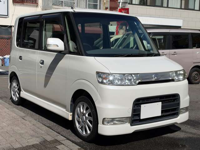2008 Daihatsu Tanto – thumbnail 4