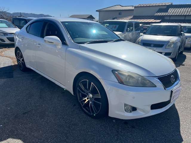 2009 Lexus IS – thumbnail 3