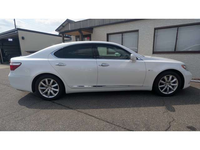 2007 Lexus LS – thumbnail 4