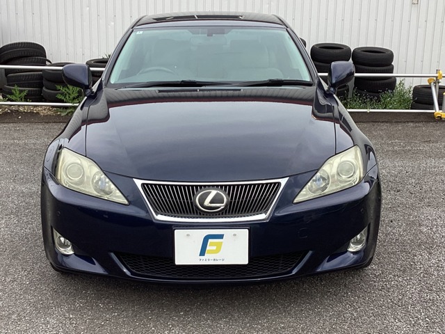 2006 Lexus IS – thumbnail 2
