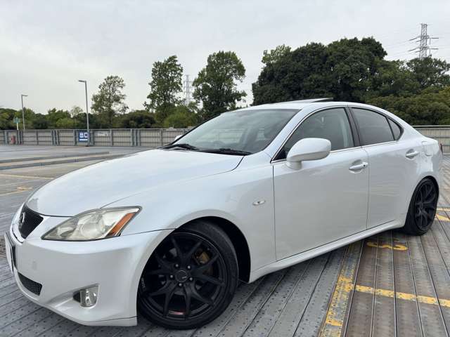 2008 Lexus IS – thumbnail 2