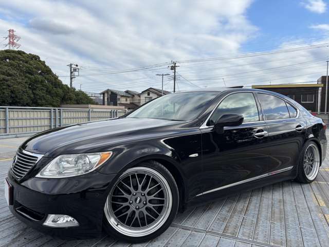 2006 Lexus LS – thumbnail 2