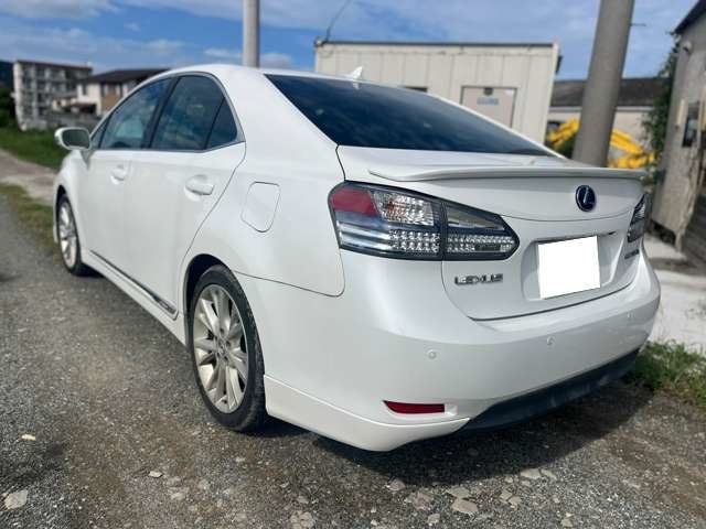 2010 Lexus HS – thumbnail 4