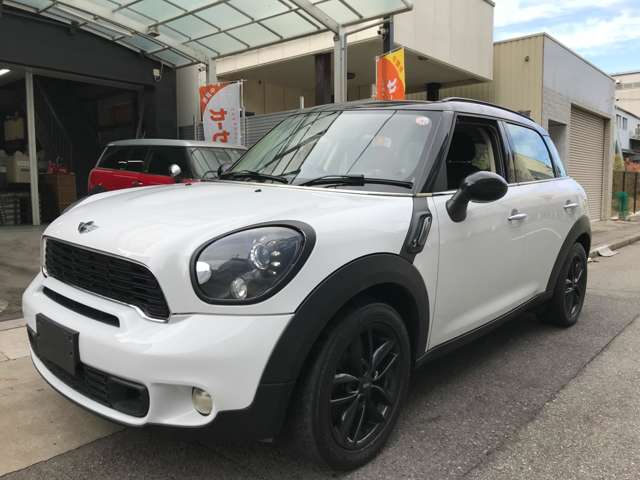 2011 MINI MINI Crossover – thumbnail 3