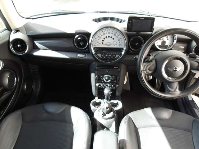 2011 MINI MINI Clubman – thumbnail 3