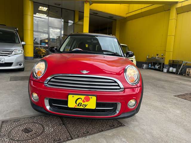 2011 MINI MINI Clubman – thumbnail 2