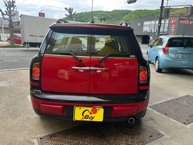 2011 MINI MINI Clubman – thumbnail 3