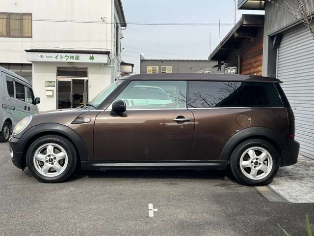 2010 MINI MINI Clubman – thumbnail 3