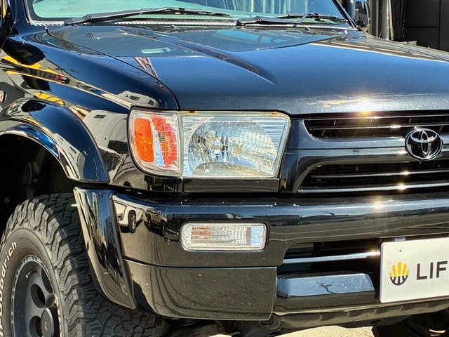 1998 Toyota Hilux Surf – thumbnail 4