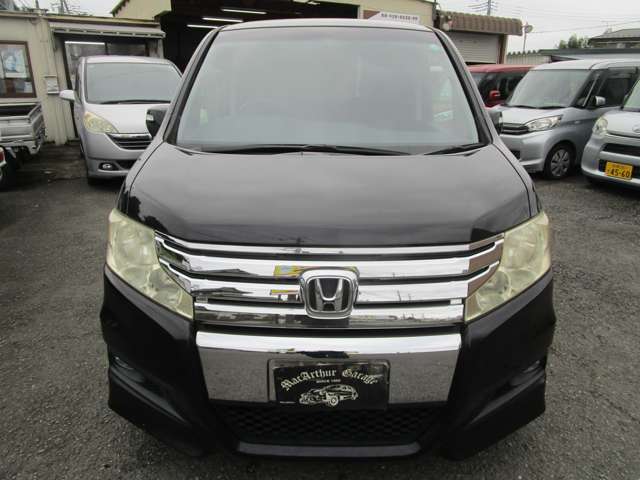 2011 Honda Stepwgn – thumbnail 2