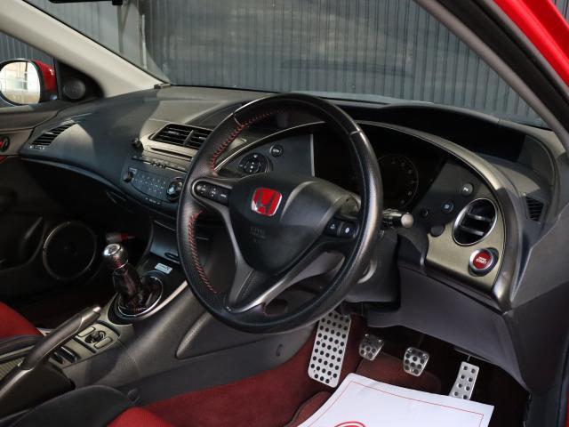 2011 Honda Civic Type R Euro – thumbnail 3