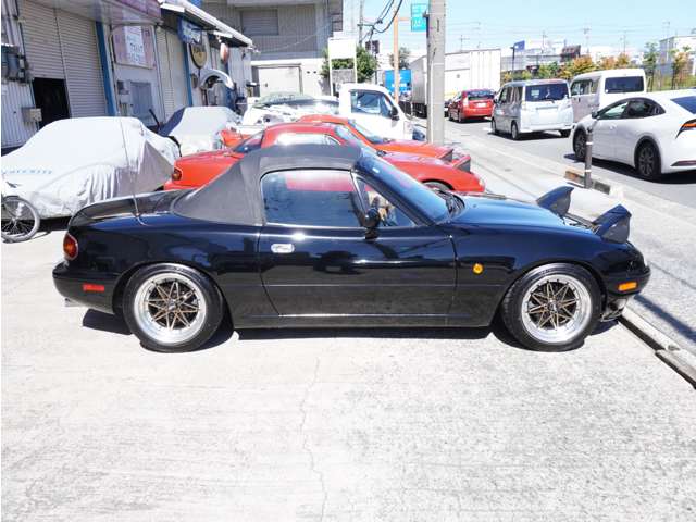 1992 Mazda Roadster – thumbnail 4