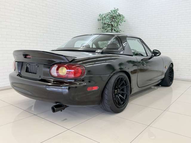 1999 Mazda Roadster – thumbnail 3