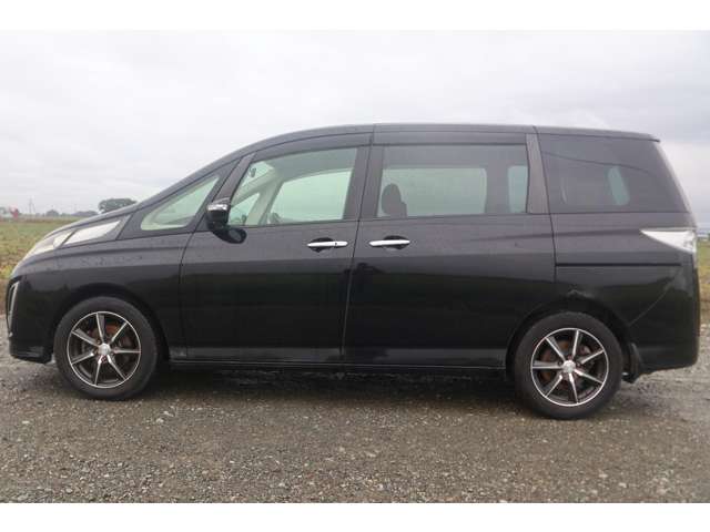 2011 Mazda Biante – thumbnail 4
