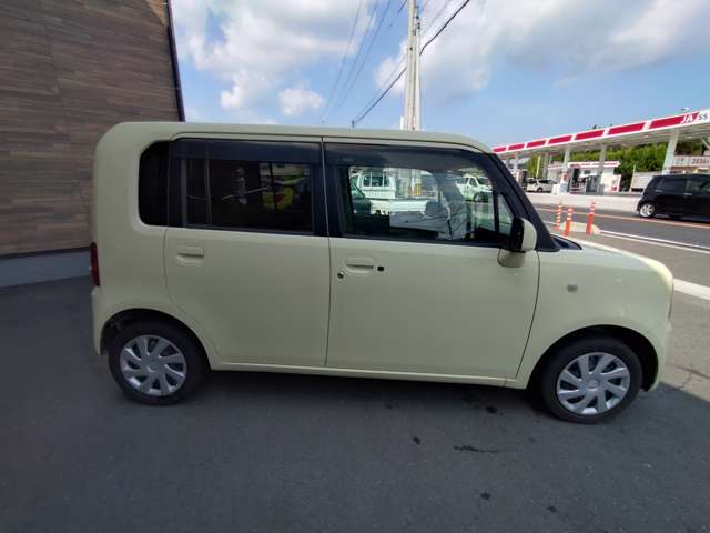 2011 Daihatsu Move Conte – thumbnail 4