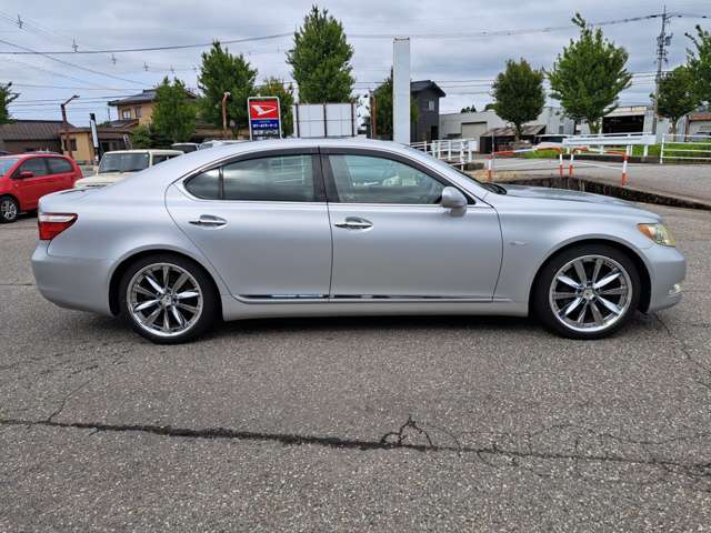 2007 Lexus LS – thumbnail 4