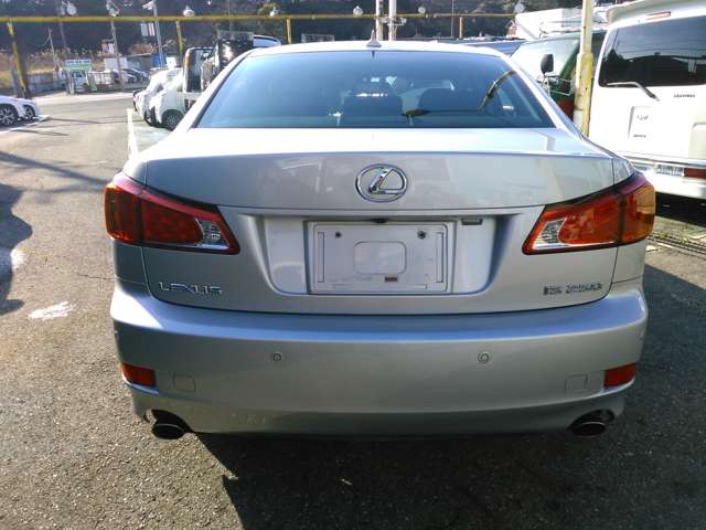 2008 Lexus IS – thumbnail 3