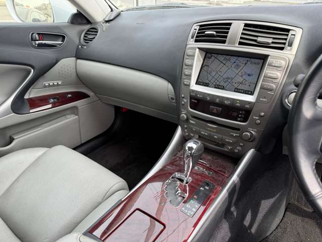 2007 Lexus IS – thumbnail 3