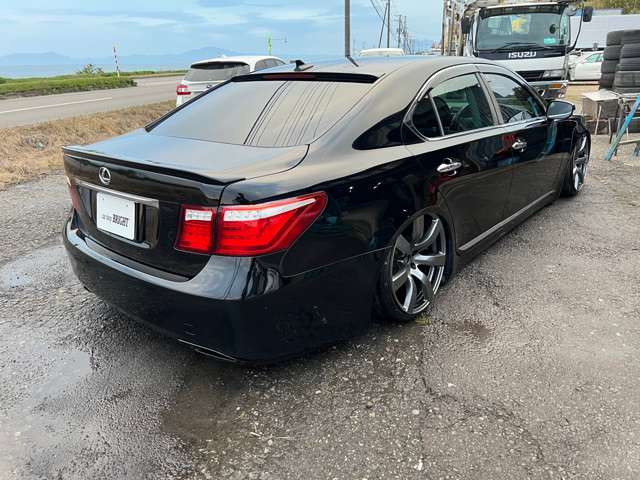 2007 Lexus LS – thumbnail 4