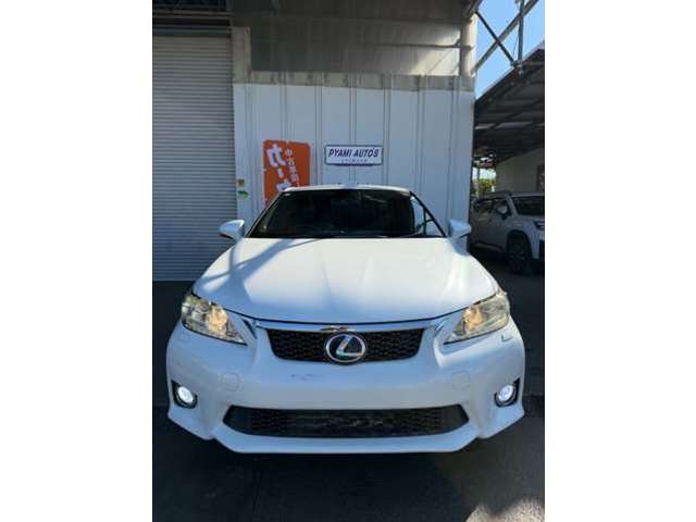2011 Lexus CT – thumbnail 3