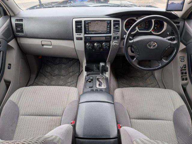 2005 Toyota Hilux Surf – thumbnail 3