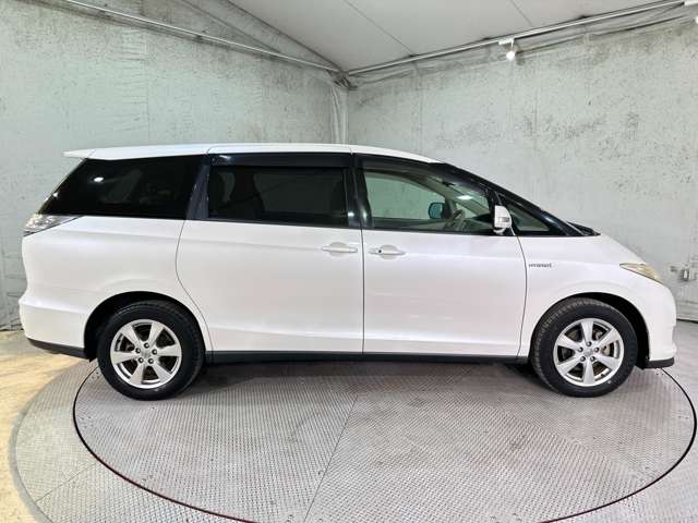 2008 Toyota Estima Hybrid – thumbnail 4